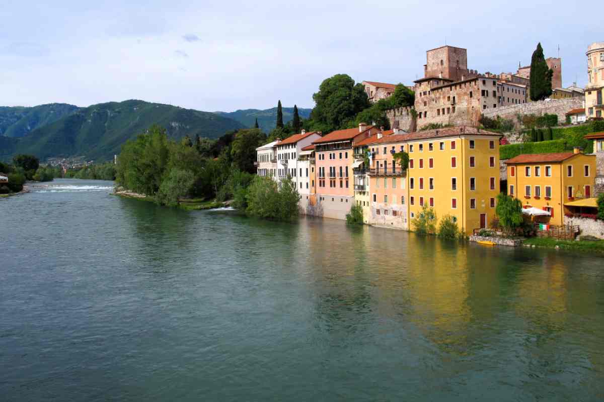 La tua città non è mai stata così bella: 4 percorsi di trekking urbano da non perdere 2 Bassano del Grappa