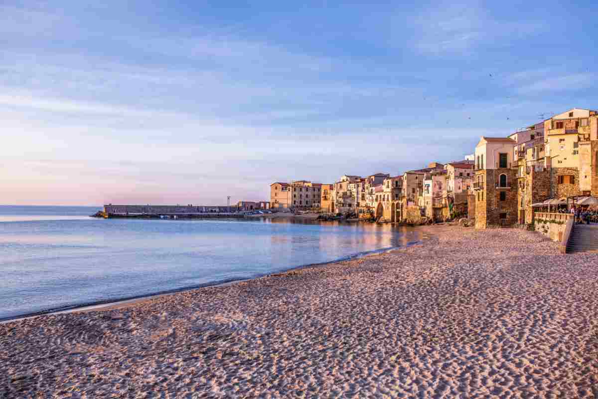 Questa perla della Sicilia è incantevole a settembre: storia, tradizione e paesaggi mozzafiato 2 Cefalù