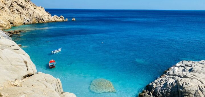 L'essenza della Grecia in un'isola assolutamente da visitare a settembre: storia, natura e mare 8 Isola greca