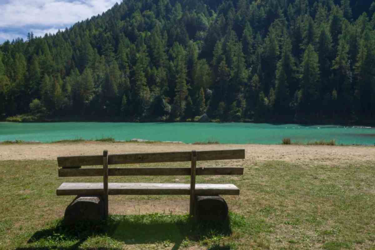 Zero turisti e natura selvaggia e bellissima: questo lago del nord Italia è quasi sconosciuto 2 Lago delle Fate Macugnaga