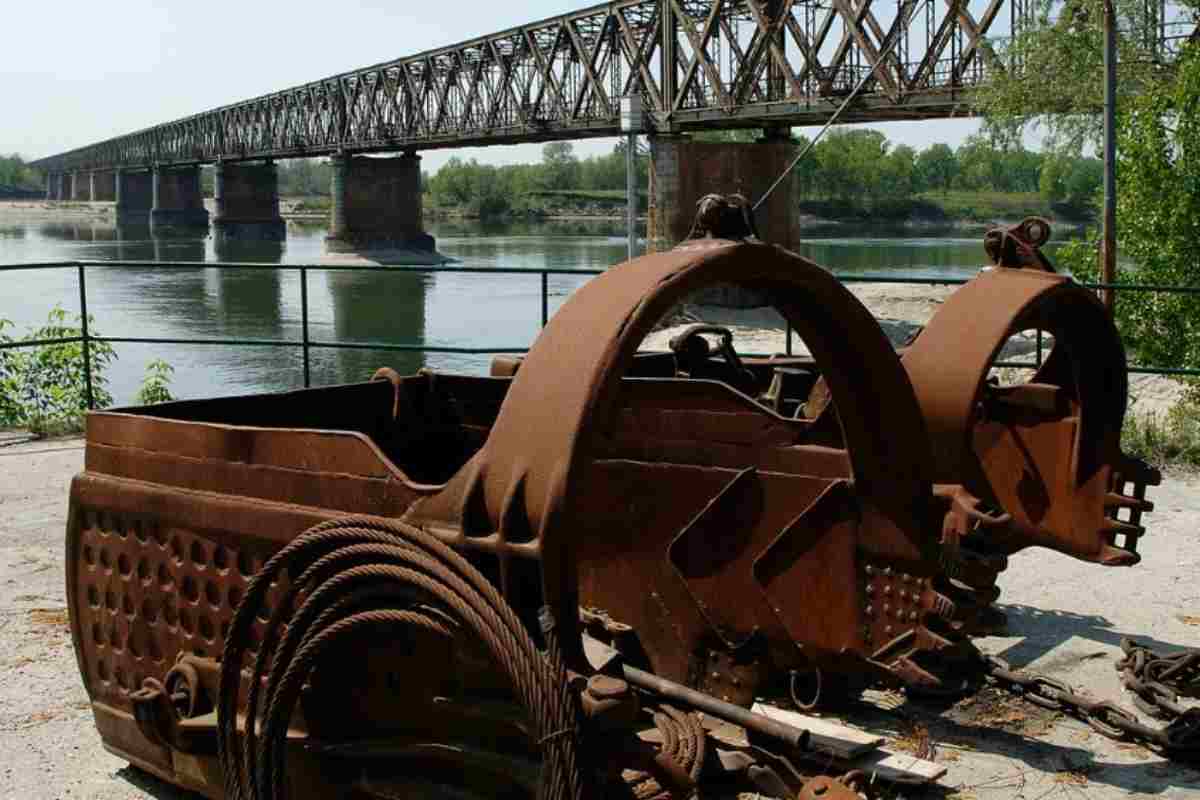 Sai che esiste una Tour Eiffel anche in Italia? Un gioiello da vedere almeno una volta 2 Ponte della Becca, Pavia