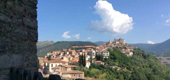 Il borgo che ti ruberà il cuore: un angolo di Basilicata dal fascino autentico che non ti aspetti 1 Val d’Agri Lagonegrese