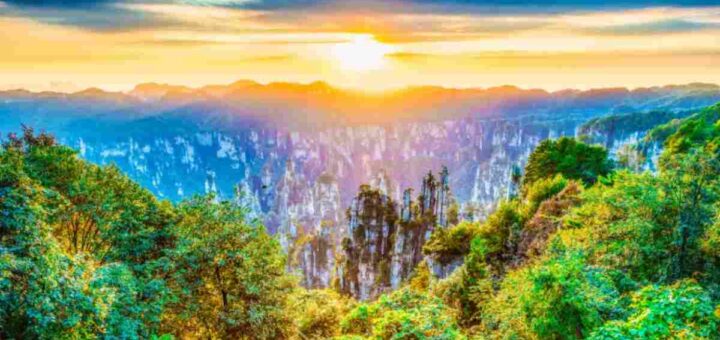 Zhangjiajie, natura spettacolare tra ponti di vetro e ispirazioni da Avatar 4 Scenario da Avatar