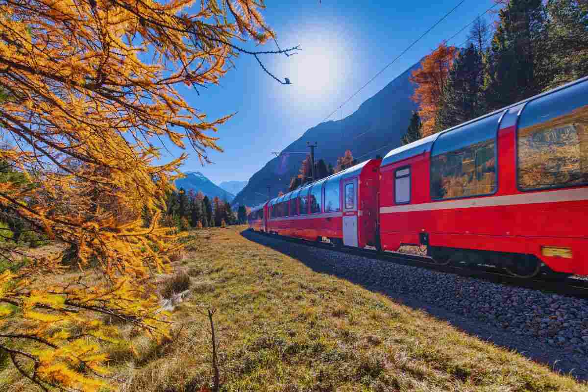 L'autunno è la stagione dei viaggi panoramici in treno. Cosa vedere e dove soggiornare 1 dove andare in treno in autunno