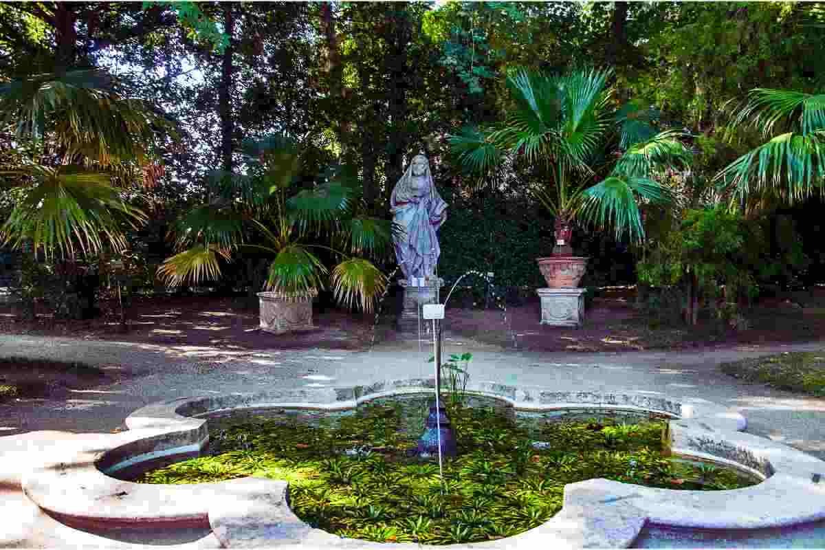 Esiste un giardino botanico che ha più di 500 anni e dista solo 3 ore da Milano: è magnifico 1 Esiste un giardino botanico che ha più di 500 anni