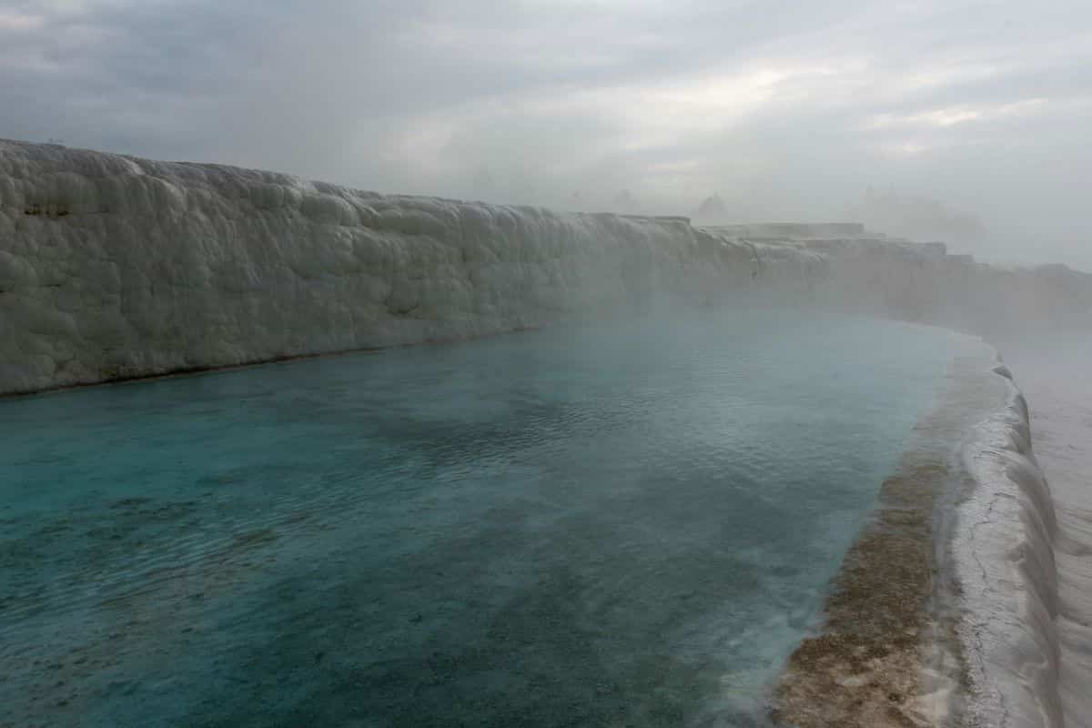 Terme, queste sono tra le più belle in assoluto e si trovano in Italia: è come entrare in un altro mondo 2 le migliori terme in cui rilassarsi