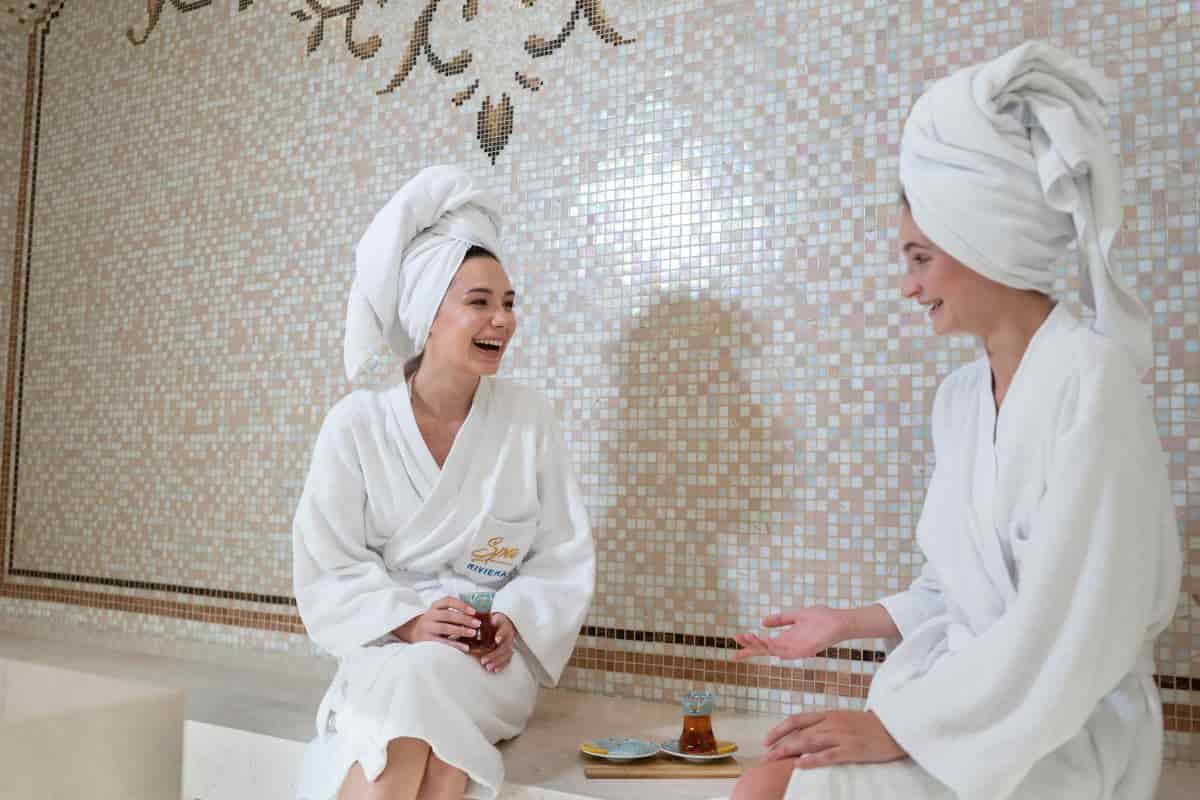 Terme, queste sono tra le più belle in assoluto e si trovano in Italia: è come entrare in un altro mondo 1 le migliori terme in cui rilassarsi