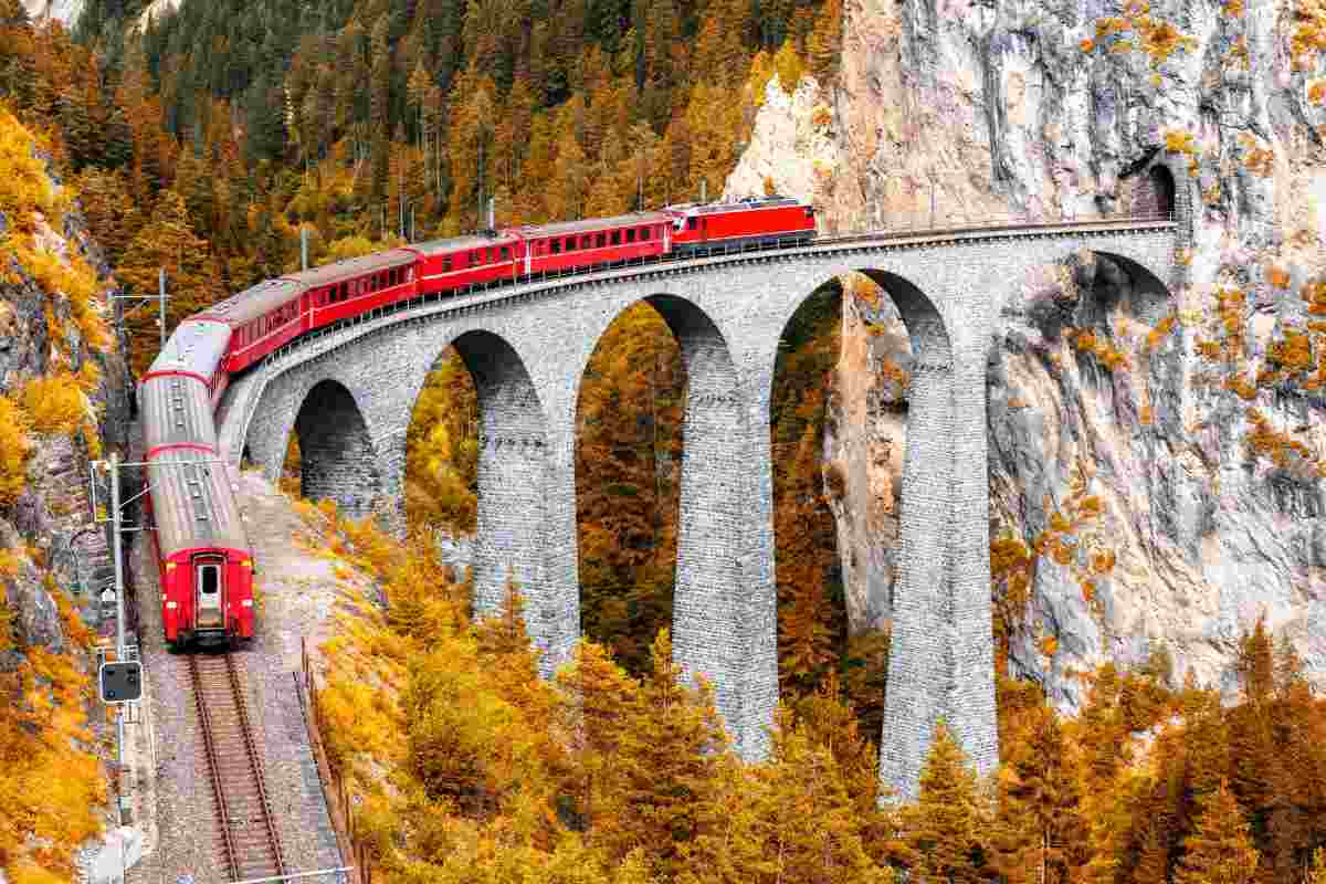 Tra montagne, foreste e mare: questi sono i treni panoramici più belli d'Europa 1 trani panoramici i più belli dell'Europa