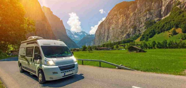 Dimentica l'hotel: ecco i 5 viaggi in camper in Europa che devi fare almeno una volta 3 Dimentica l'hotel