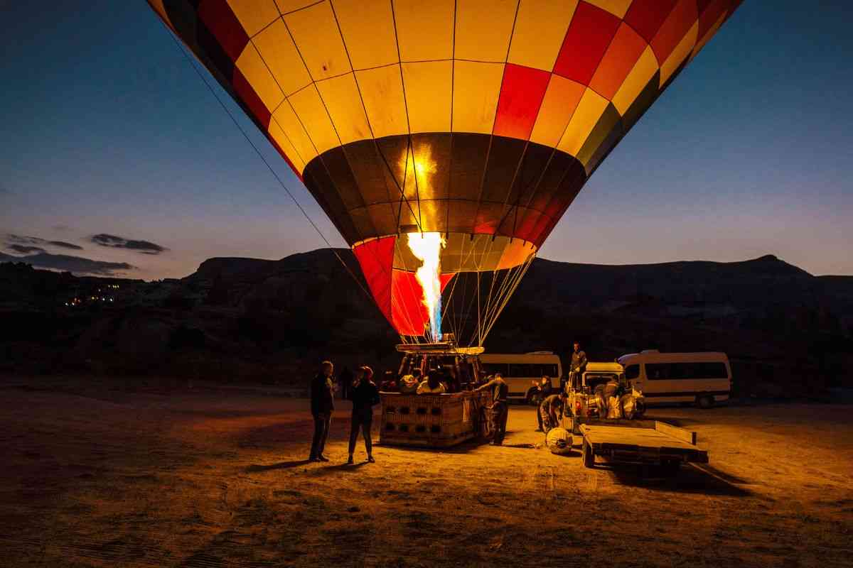 Dal Piemonte alla Sicilia, dove volare in mongolfiera: in aria tra i panorami più belli 2 volo in mongolfiera