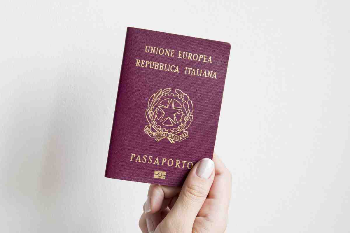 nuove regole per pagare il passaporto